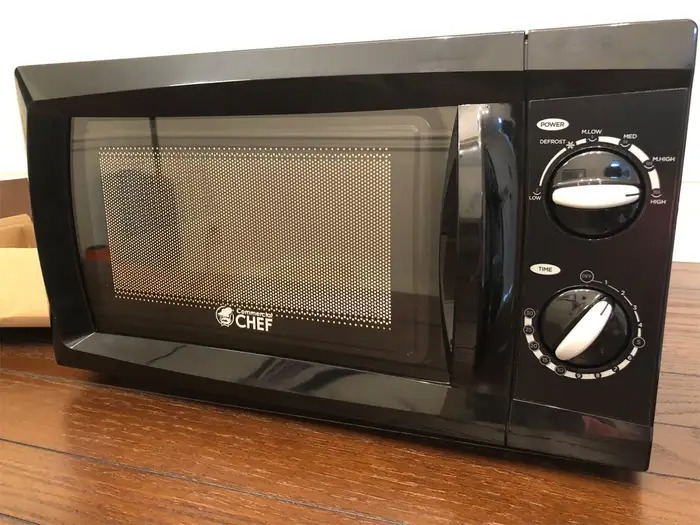 Commercial Chef Countertop Microwave Oven, 0.6 Cu. Ft, Black