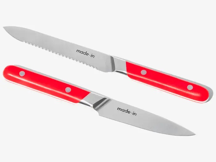 Two knives to perform delicate and difficult cutting tasks - Professional cookware 